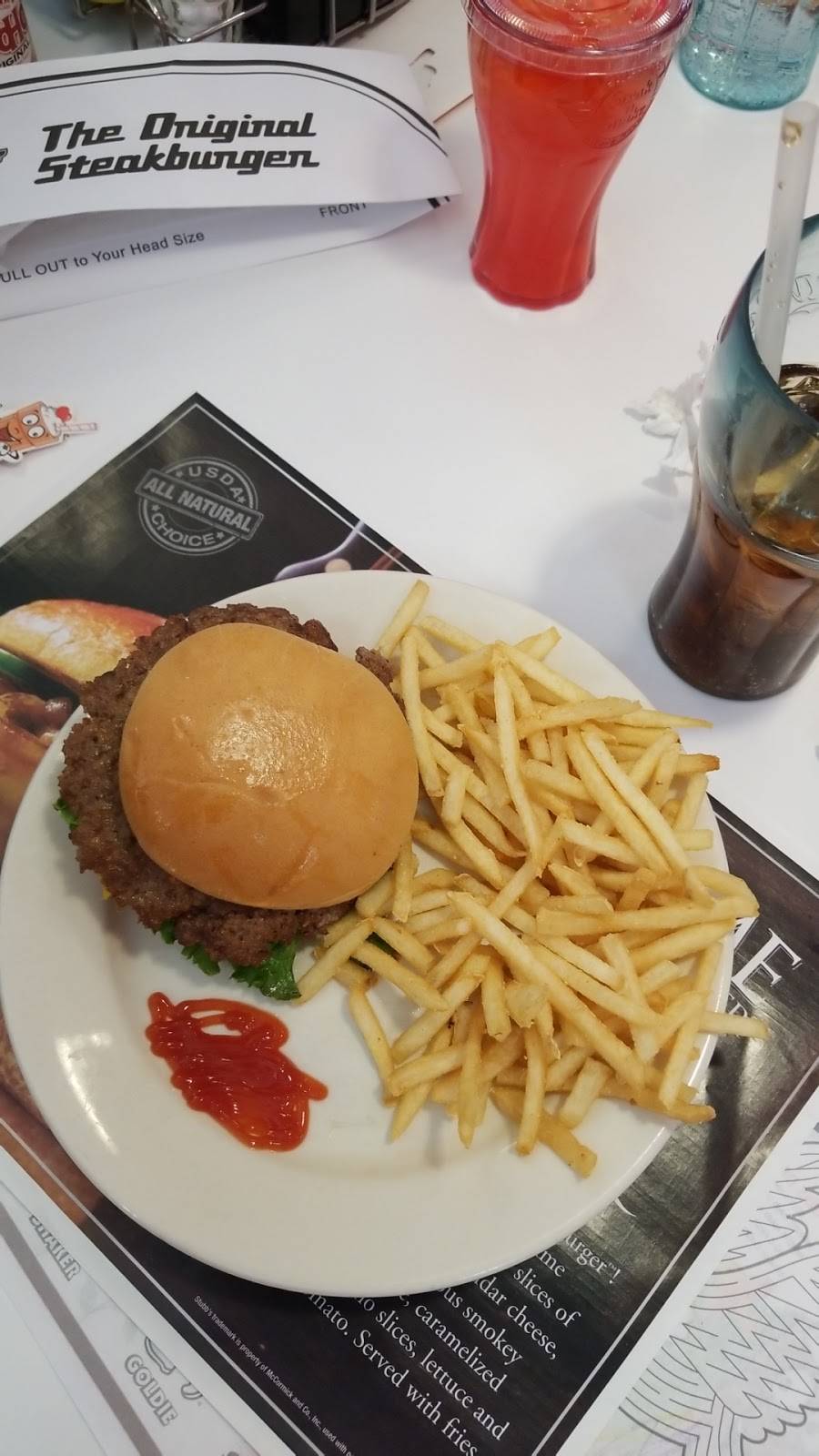 Steak n Shake | restaurant | 1610 SW 13th St, Gainesville, FL 32608, USA | 3523760588 OR +1 352-376-0588