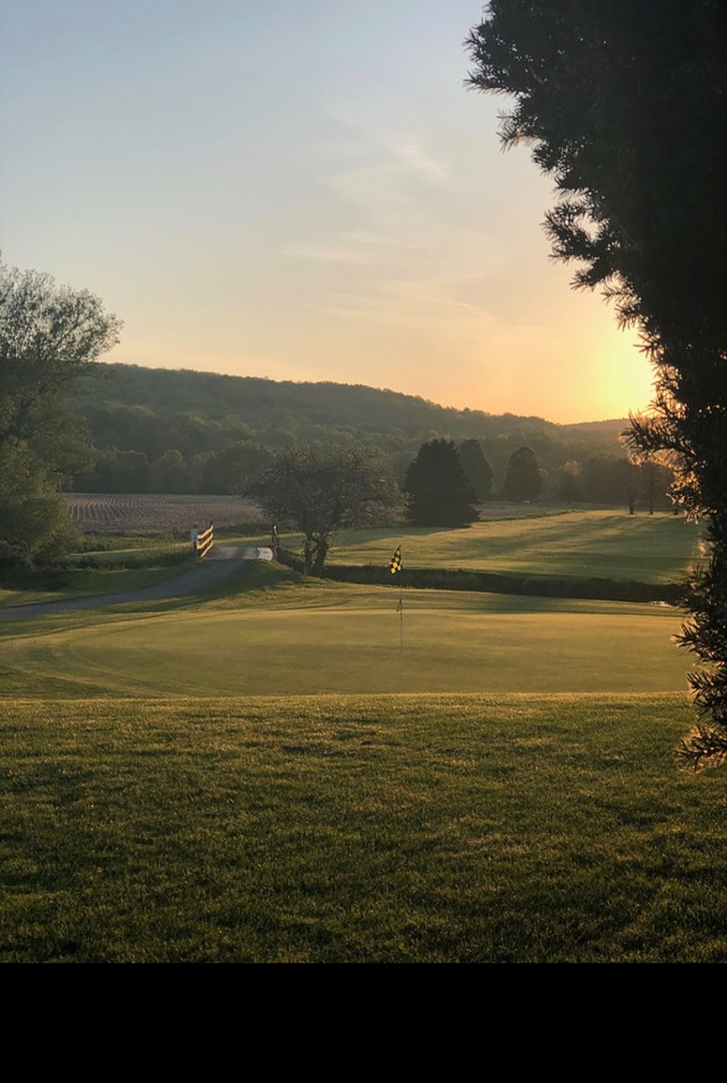 Ischua Valley Country Club | restaurant | NY-16, Franklinville, NY 14737, USA | 7166763630 OR +1 716-676-3630