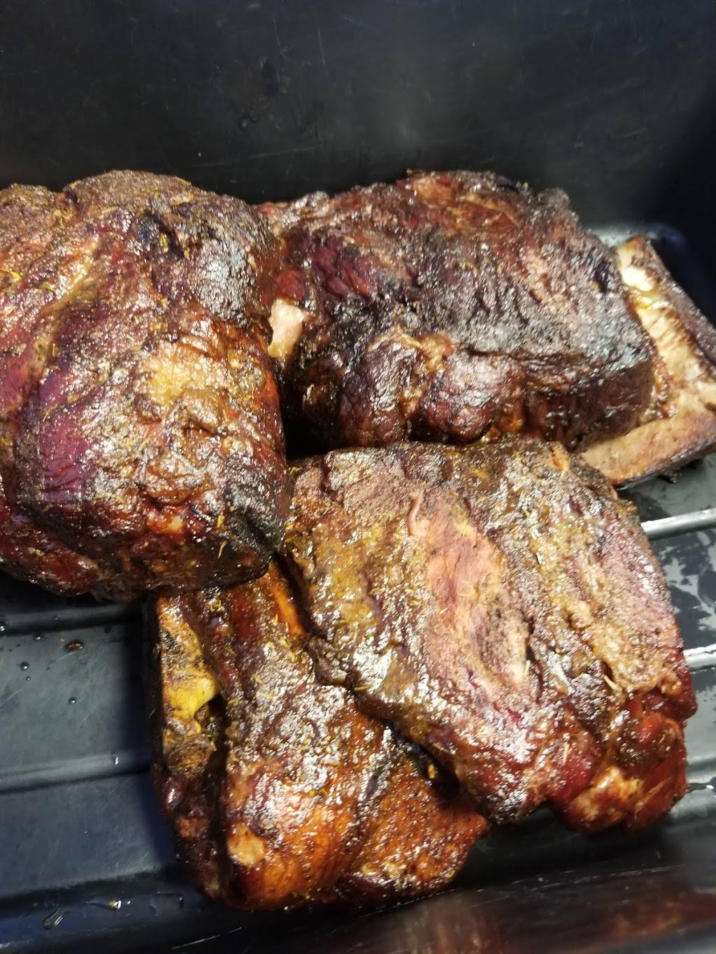 BigCountrys Barbecue | restaurant | 8665 W Brown Deer Rd, Milwaukee, WI 53224, USA | 2625954053 OR +1 262-595-4053