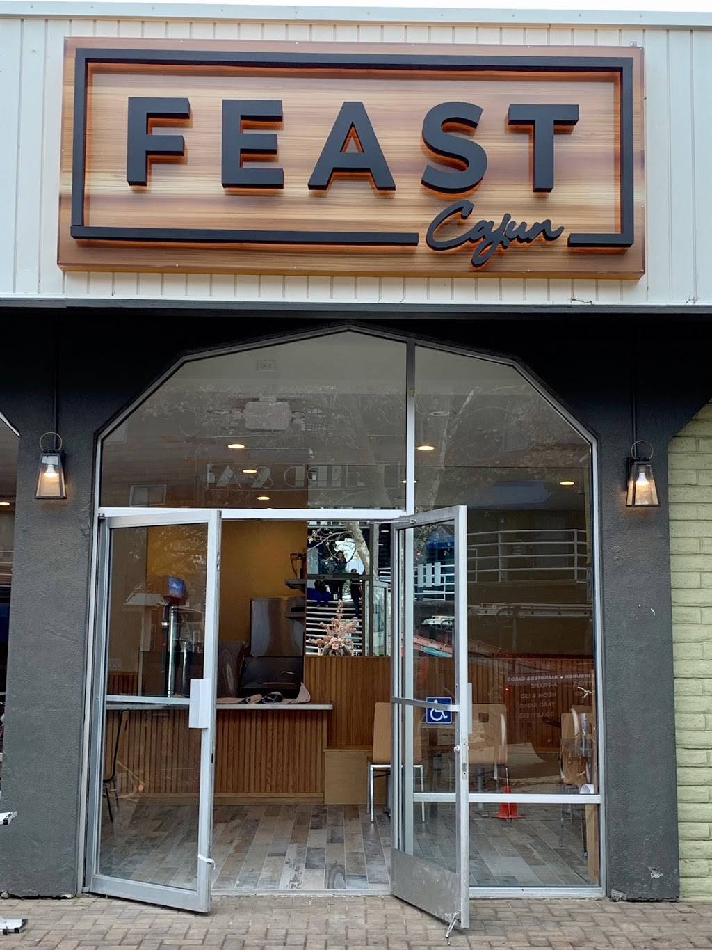 Cajun Feast | restaurant | 206 3rd St, Davis, CA 95616, USA | 5302315366 OR +1 530-231-5366