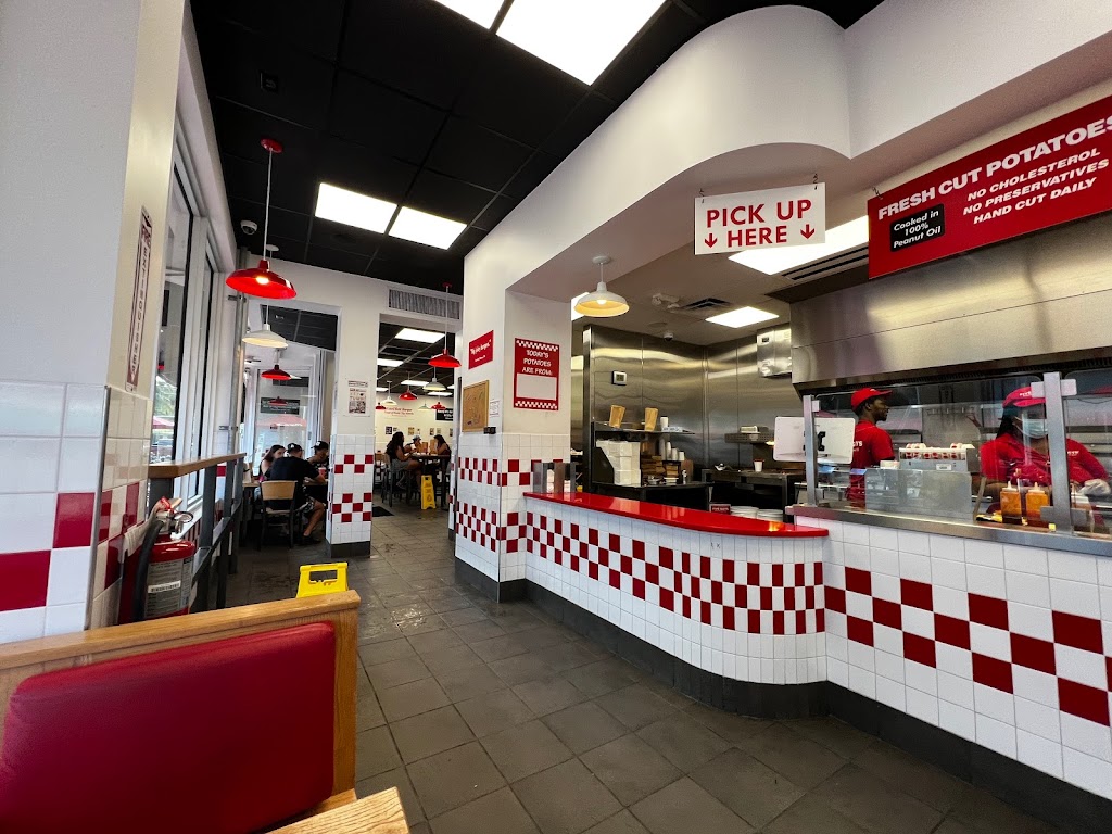 Five Guys | meal takeaway | 1500 Washington Ave, Miami Beach, FL 33139, USA | 3055383807 OR +1 305-538-3807