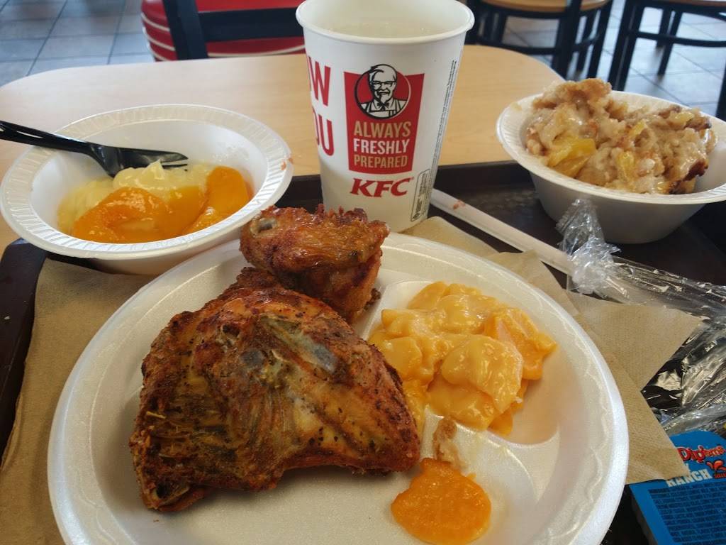 KFC | restaurant | 700 N Milwaukee Ave #148, Vernon Hills, IL 60061, USA | 8473270987 OR +1 847-327-0987