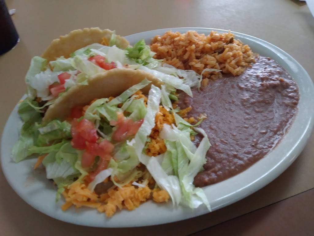 Cristans Tacos | restaurant | 8054 Midcrown Dr, San Antonio, TX 78218, USA | 2106572211 OR +1 210-657-2211