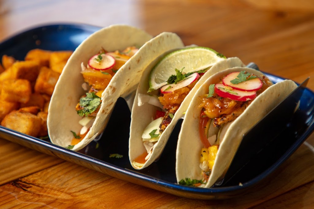 Flamingo Landing | restaurant | 8813 Lorraine Rd, Gulfport, MS 39503, USA | 2282411450 OR +1 228-241-1450