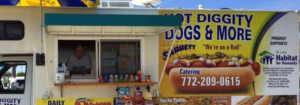 Hot Diggity Dog & Bun | restaurant | 602 NW Placid Ave, Port St. Lucie, FL 34983, USA | 7722090615 OR +1 772-209-0615