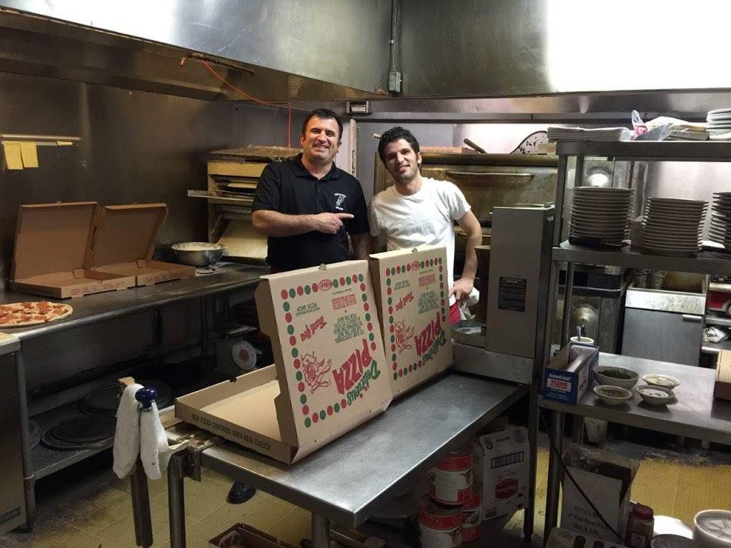 Paps Italian Grill | restaurant | 632 TX-16, Bandera, TX 78003, USA | 8307969400 OR +1 830-796-9400