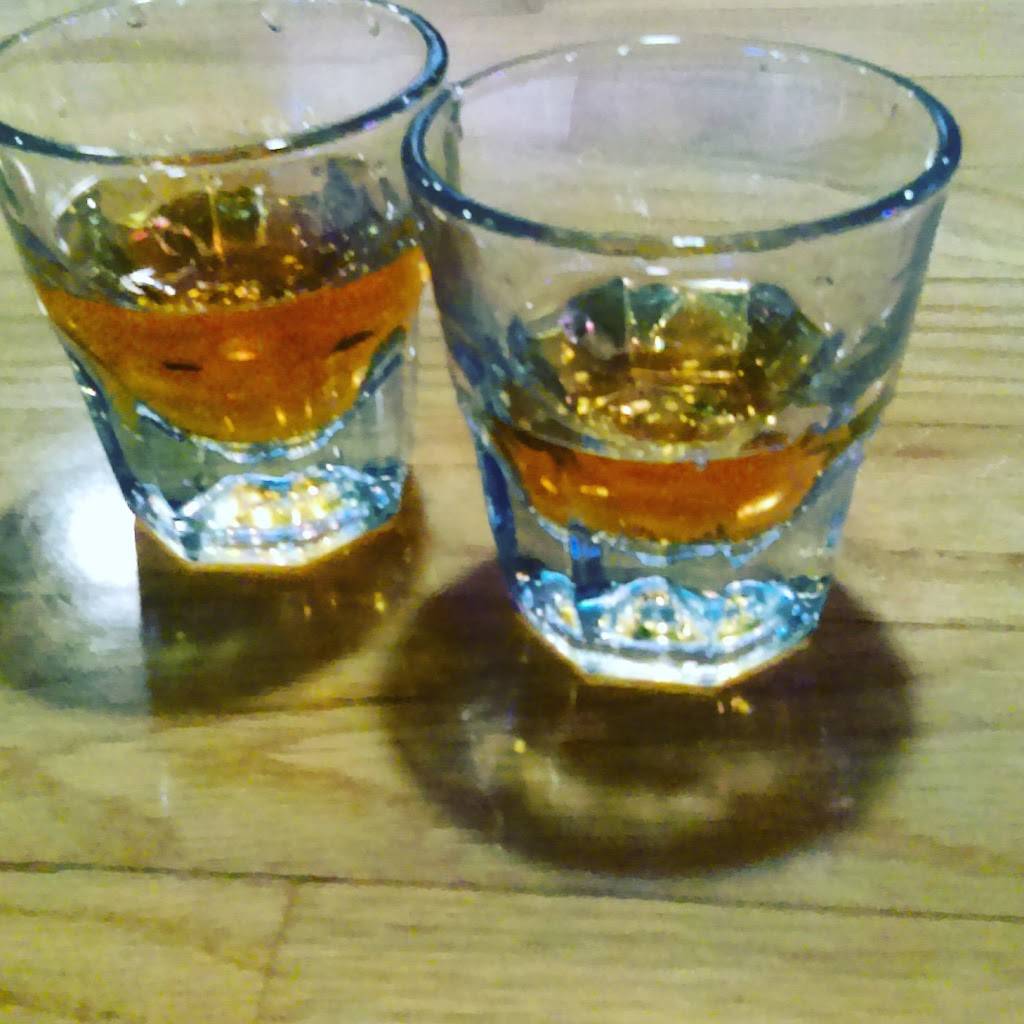 Legends Bar & Grille | restaurant | 229 Oakwood Ave, Elmira Heights, NY 14903, USA | 6077330074 OR +1 607-733-0074