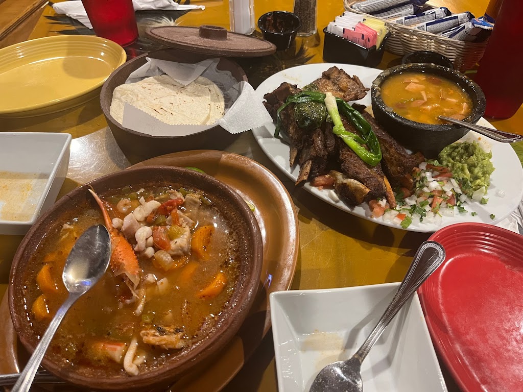 Los Potrillos | restaurant | 1947 Cerrillos Rd, Santa Fe, NM 87505, USA | 5059920550 OR +1 505-992-0550