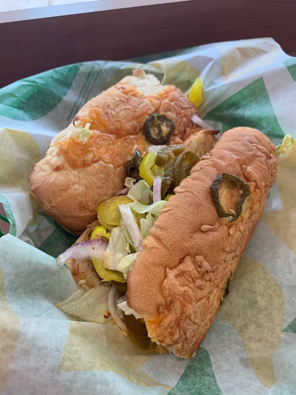 Subway | restaurant | 1605 S Post Oak Ln, Houston, TX 77056, USA | 7139659277 OR +1 713-965-9277