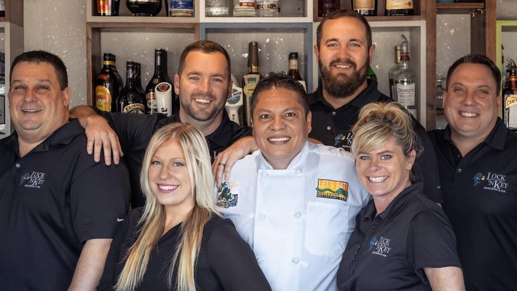 Lock N Key Restaurant | restaurant | 2045 N Beach Rd, Englewood, FL 34223, USA | 9414741517 OR +1 941-474-1517