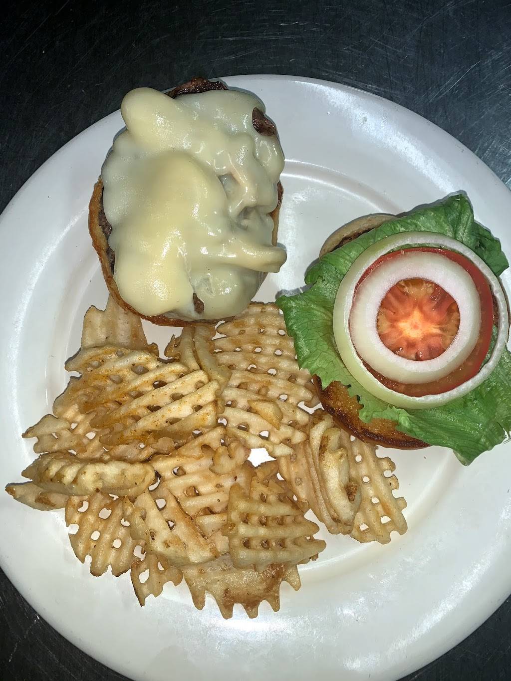 Badger On Main | restaurant | 1118 Main St, Lynchburg, VA 24504, USA | 4346166070 OR +1 434-616-6070