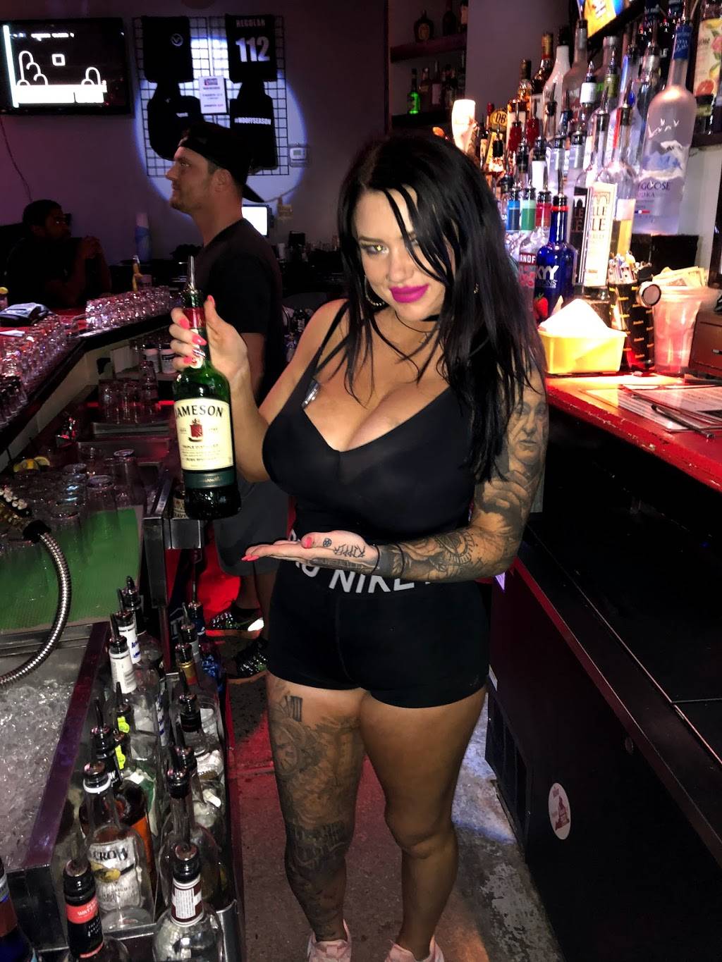 Venue 112 | restaurant | 401 N Great Neck Rd ste 113, Virginia Beach, VA 23454, USA | 7572364723 OR +1 757-236-4723