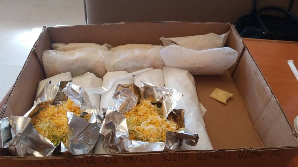 Johnnys Mexican Food | restaurant | 176 N Ventura Ave, Ventura, CA 93001, USA | 8056482021 OR +1 805-648-2021