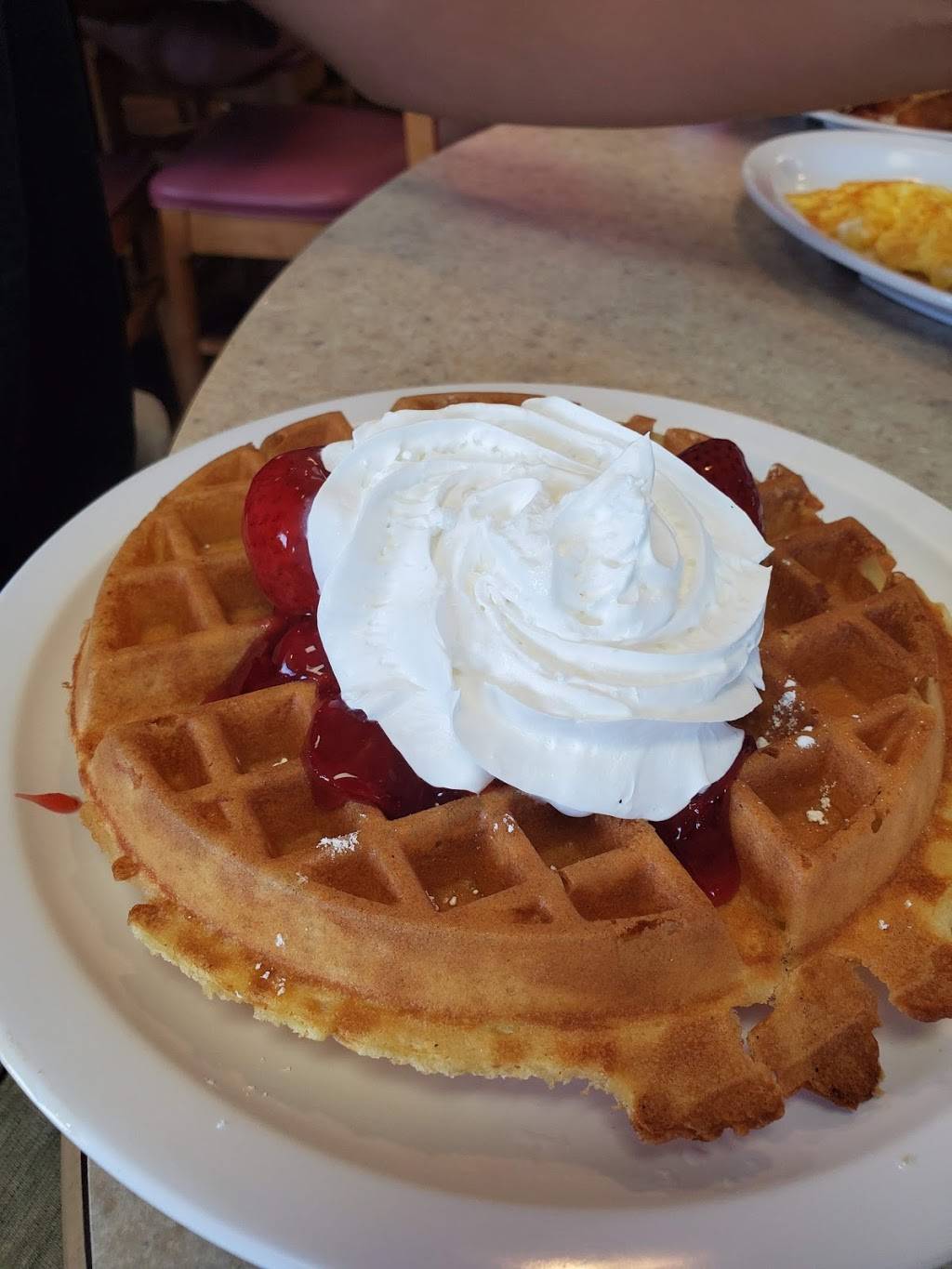 Southern Pancake House | restaurant | 7100 N Kings Hwy, Myrtle Beach, SC 29572, USA | 8434493832 OR +1 843-449-3832