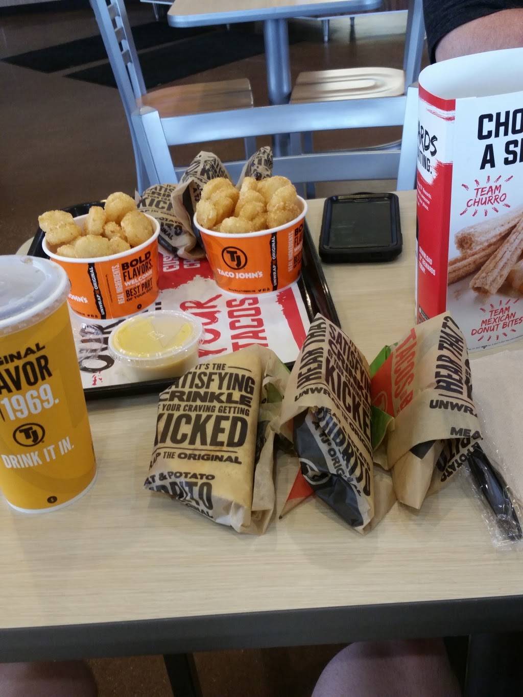 Taco Johns | restaurant | 1922 N Henderson St, Galesburg, IL 61401, USA | 3092974072 OR +1 309-297-4072