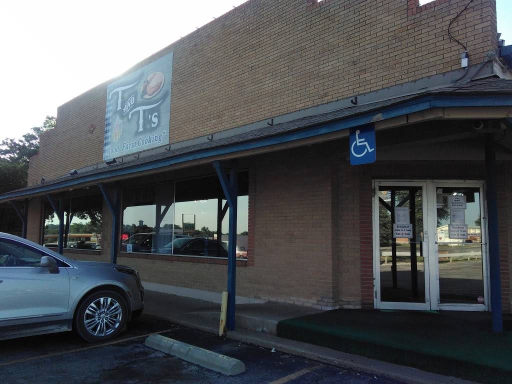 T & Ts Good Farm Cooking | restaurant | 101 W E Old Hwy 40, Odessa, MO 64076, USA | 8166532257 OR +1 816-653-2257