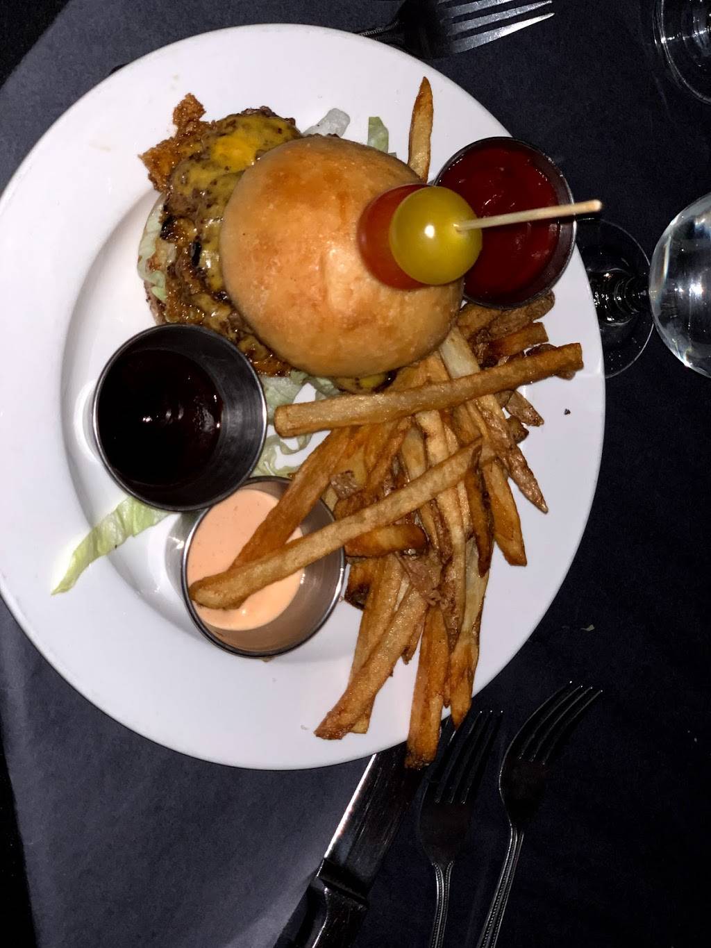 Erté & The Peacock Lounge | restaurant | 323 13th Ave NE, Minneapolis, MN 55413, USA | 6126234211 OR +1 612-623-4211