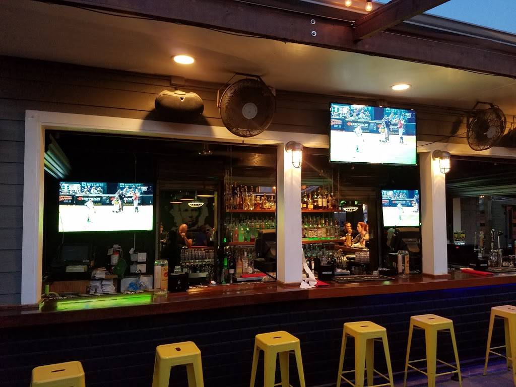 Lincoln Bar | night club | 5110 Washington Ave, Houston, TX 77007, USA | 7138648811 OR +1 713-864-8811