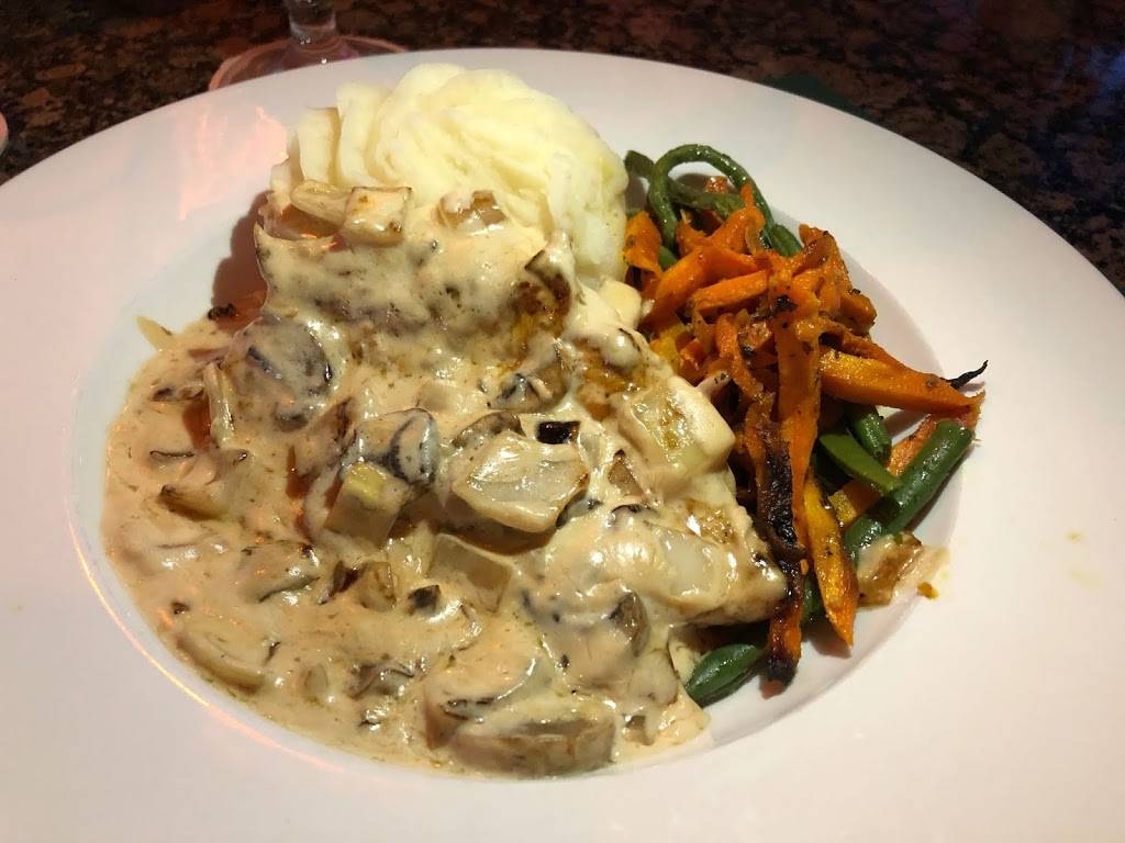 Tim Finnegans Irish Pub | restaurant | 2885 Federal Hwy, Delray Beach, FL 33483, USA | 5613303153 OR +1 561-330-3153