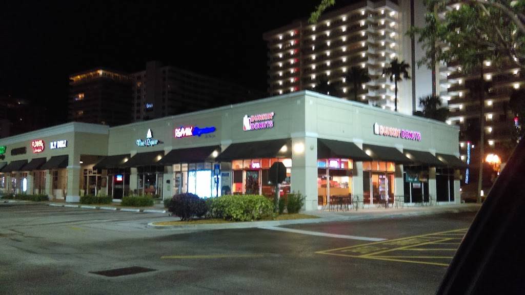 Dunkin | bakery | 3904 N Ocean Blvd, Fort Lauderdale, FL 33308, USA | 9545677262 OR +1 954-567-7262