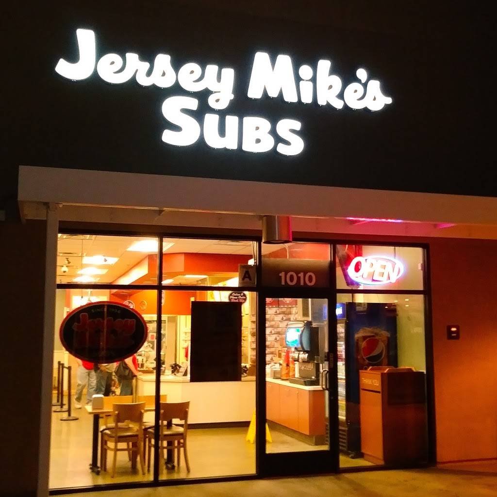 Jersey Mikes Subs | meal takeaway | 2465 E Palm Canyon Dr Suite 1010, Palm Springs, CA 92264, USA | 7603255600 OR +1 760-325-5600