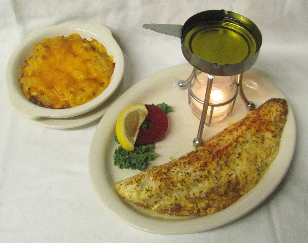 McKenzie Landing | restaurant | 1350 County Hwy E, Spooner, WI 54801, USA | 7156352520 OR +1 715-635-2520