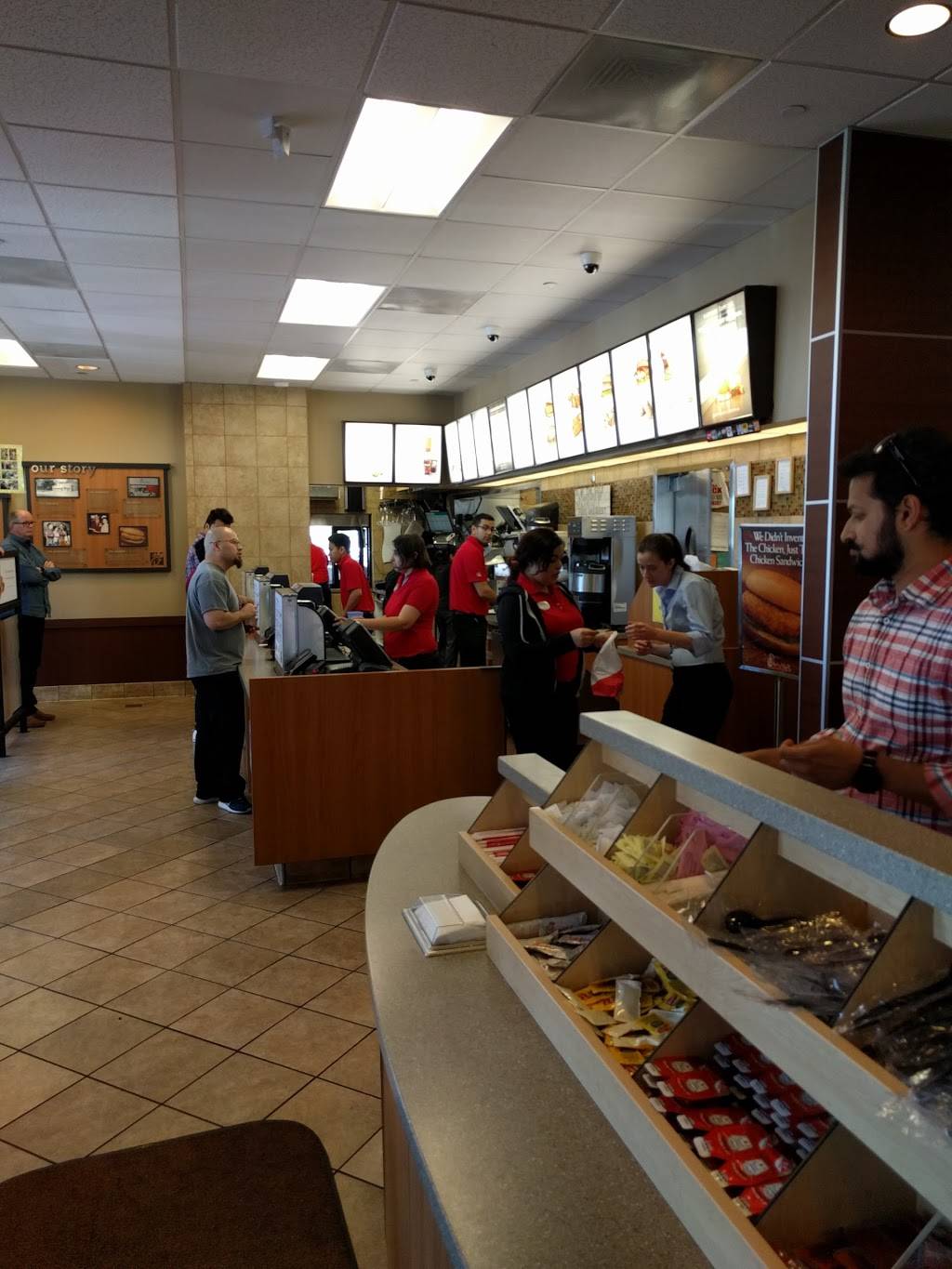 Chick-fil-A | restaurant | 53 Headquarters Dr, San Jose, CA 95134, USA | 4085260600 OR +1 408-526-0600