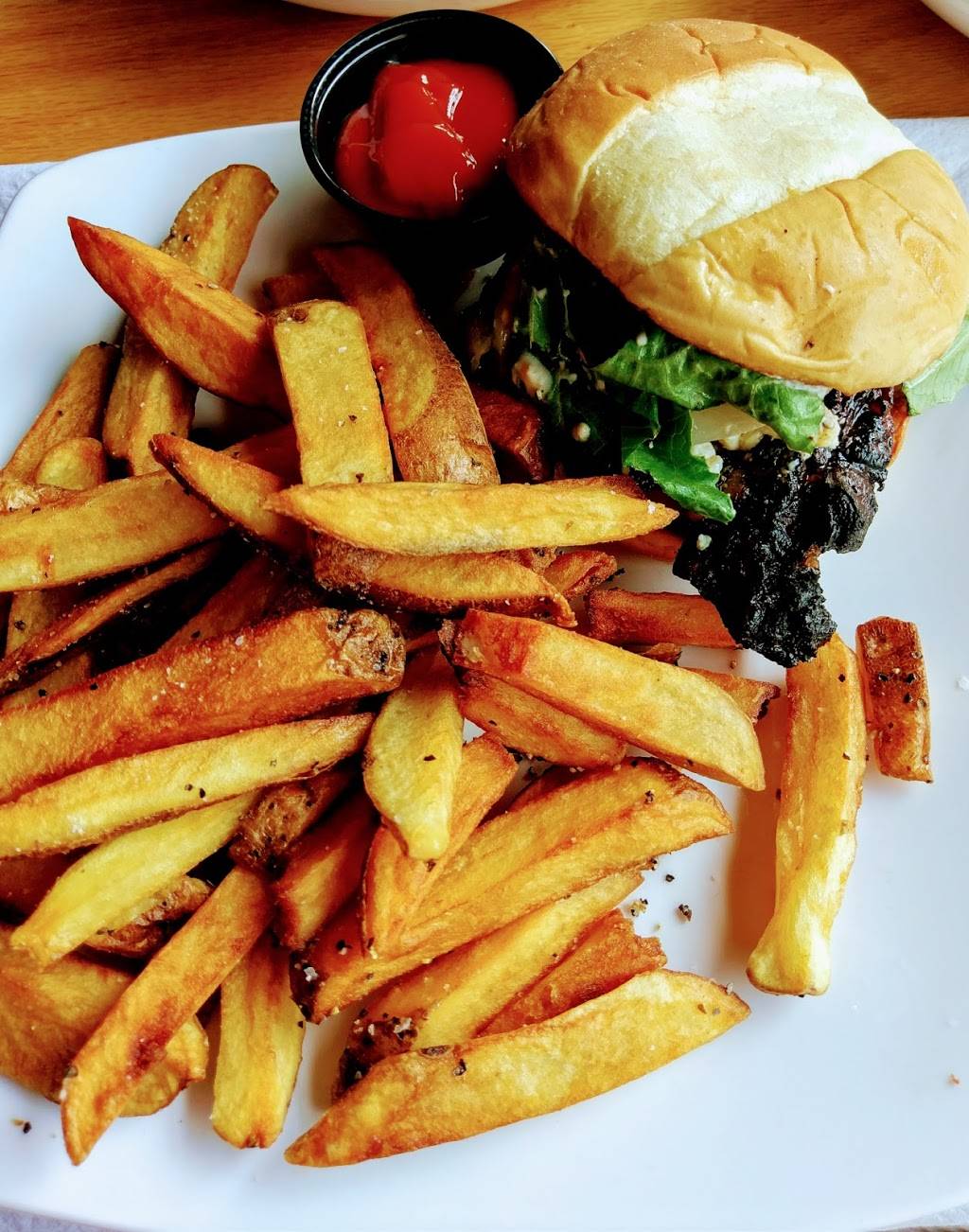 Sullivans Tap House | restaurant | 3929 Shelbyville Rd, Louisville, KY 40207, USA | 5029070424 OR +1 502-907-0424