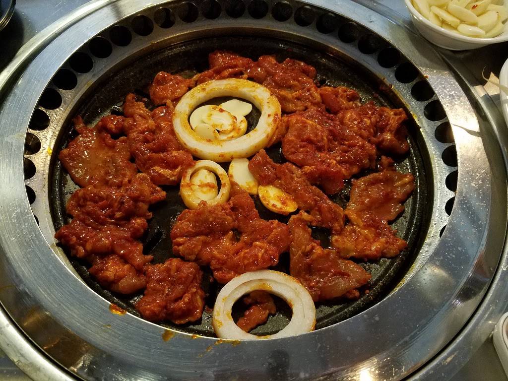 SURA BBQ Boston | restaurant | 27 Riverside Ave, Medford, MA 02155, USA | 7813915606 OR +1 781-391-5606