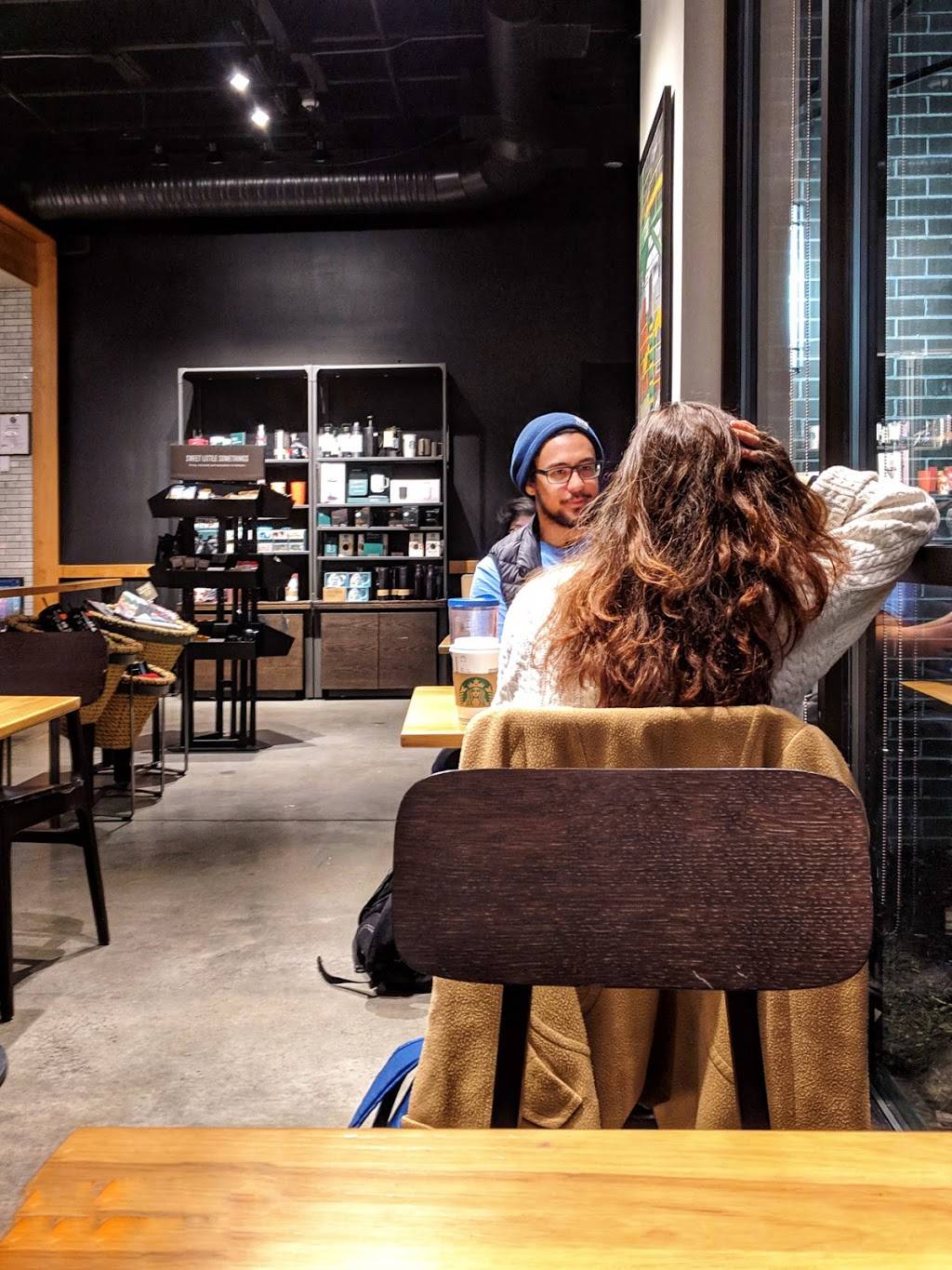 Starbucks | cafe | 2000 Colonial Ave, Norfolk, VA 23517, USA | 7576223018 OR +1 757-622-3018