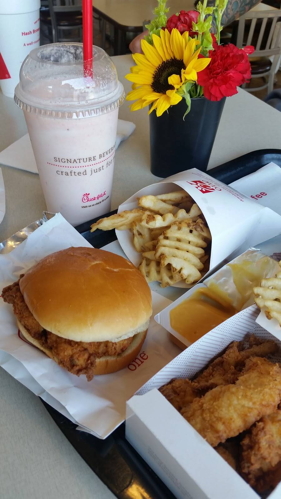 Chick-fil-A | restaurant | 215 Howell St, Fultondale, AL 35068, USA | 2058411777 OR +1 205-841-1777