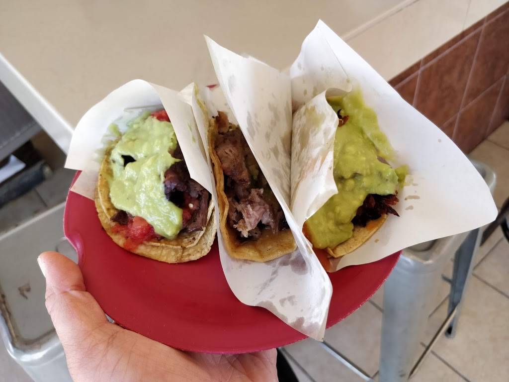 TACOS EL GUERO | restaurant | Av. Juárez 285, Romero, 21410 Tecate, B.C., Mexico | 016656895645 OR +52 665 689 5645