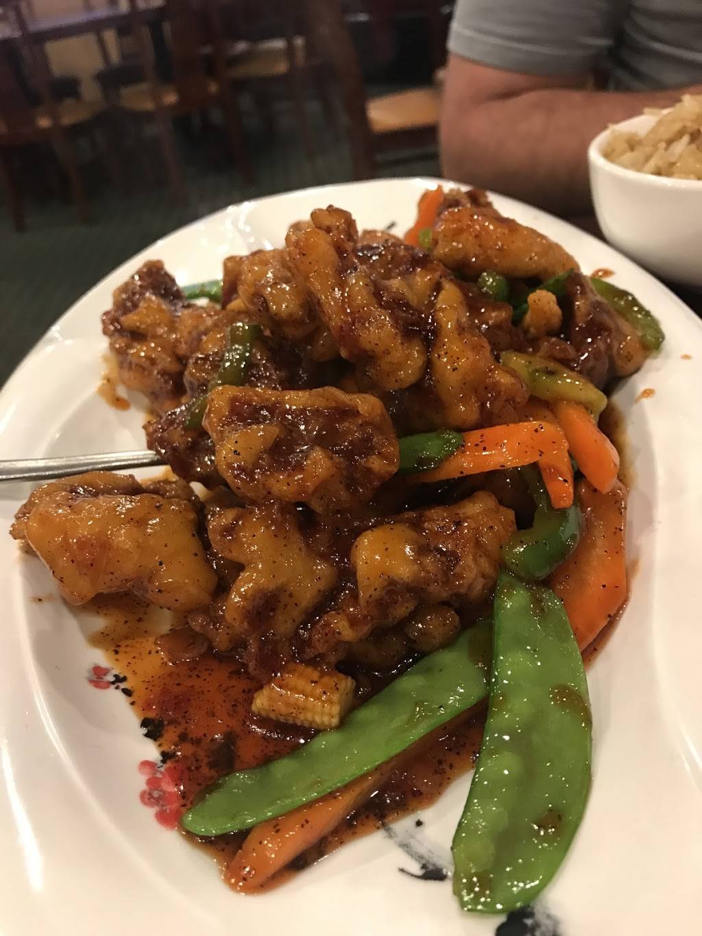 Lins Garden | restaurant | 5560 William Flinn Hwy, Gibsonia, PA 15044, USA | 7244433688 OR +1 724-443-3688