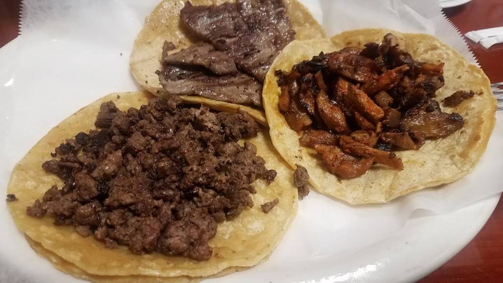 Pollo Negro | restaurant | 5404 1/2 W 79th St, Burbank, IL 60459, USA | 7084238226 OR +1 708-423-8226