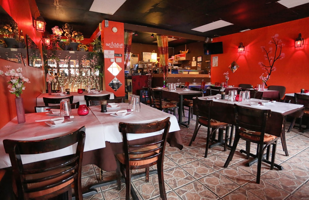 Gari Sushi Chicago | restaurant | 2507 W Fullerton Ave, Chicago, IL 60647, USA | 7739628723 OR +1 773-962-8723