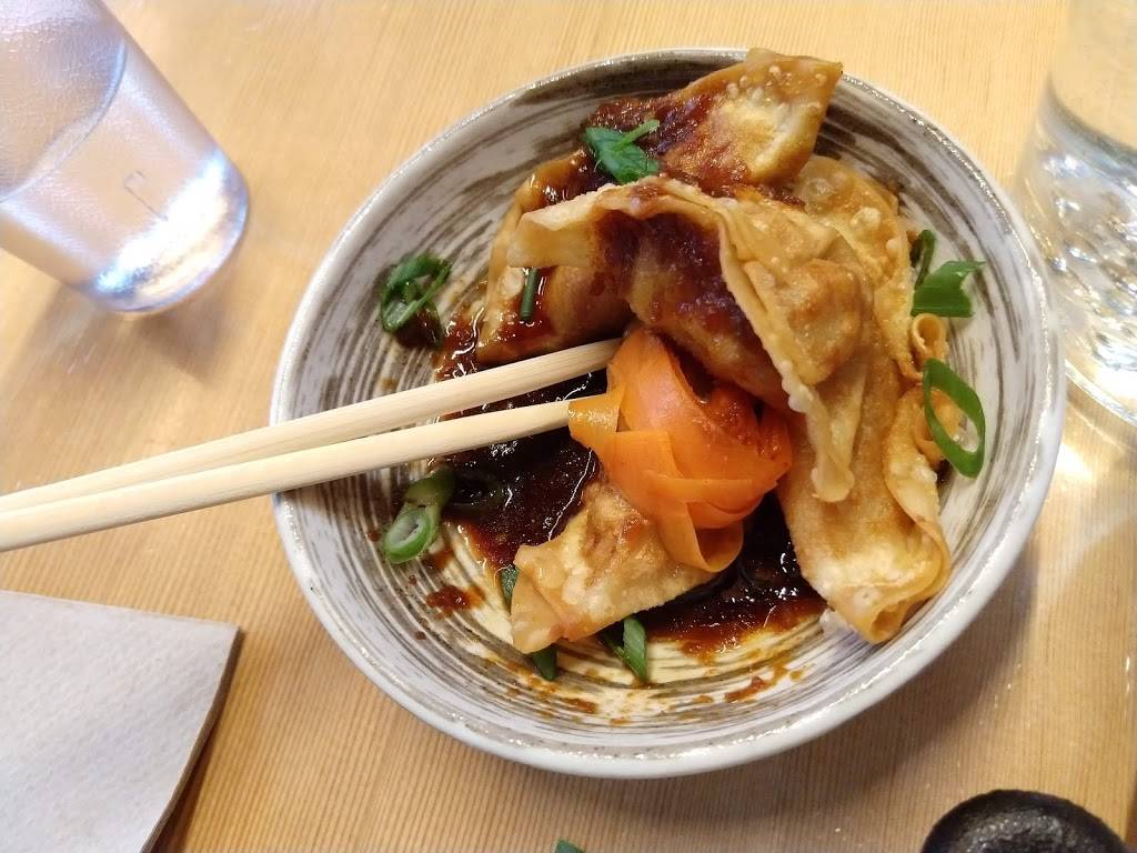 Boxer Ramen | restaurant | 1613 SE Bybee Blvd, Portland, OR 97202, USA | 5038415925 OR +1 503-841-5925