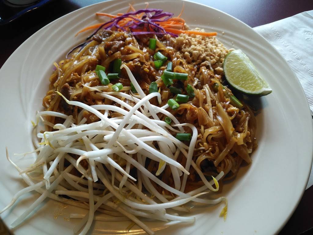 Jao Praya Thai Cuisine | restaurant | 299 Boston Turnpike, Bolton, CT 06043, USA | 8605120686 OR +1 860-512-0686