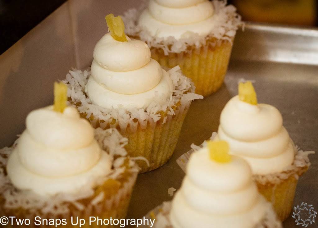 Matties Delectable Desserts | bakery | 8444 International Dr, Orlando, FL 32819, USA | 4077359550 OR +1 407-735-9550