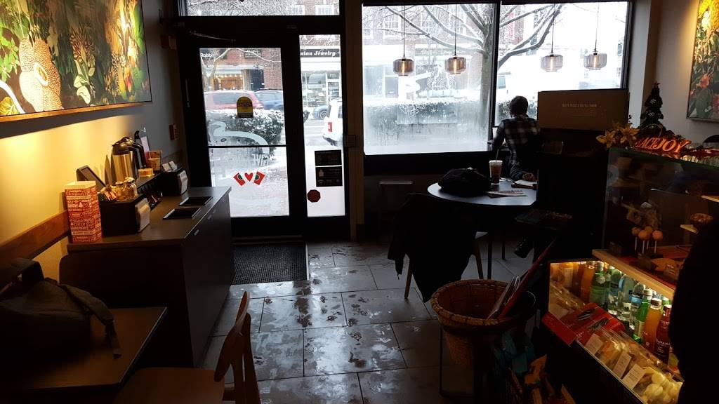 Starbucks | cafe | 1729 Massachusetts Ave, Lexington, MA 02420, USA | 7818638485 OR +1 781-863-8485