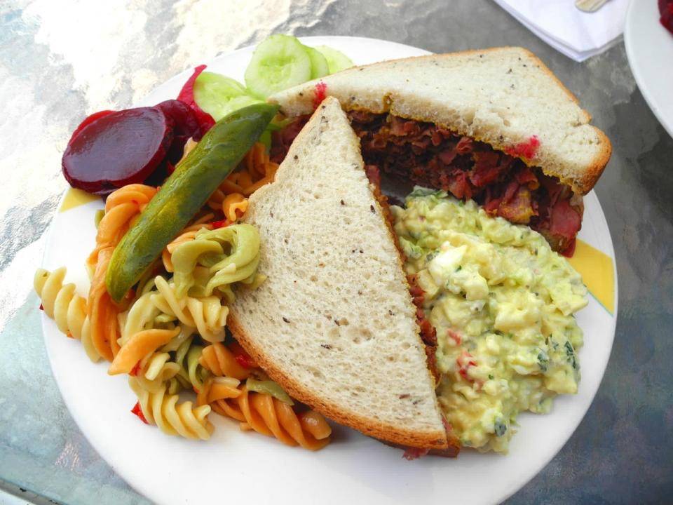 Backstreet Restaurant, Inc. | meal takeaway | 3735 Nelson St, Riverside, CA 92506, USA | 9516836650 OR +1 951-683-6650