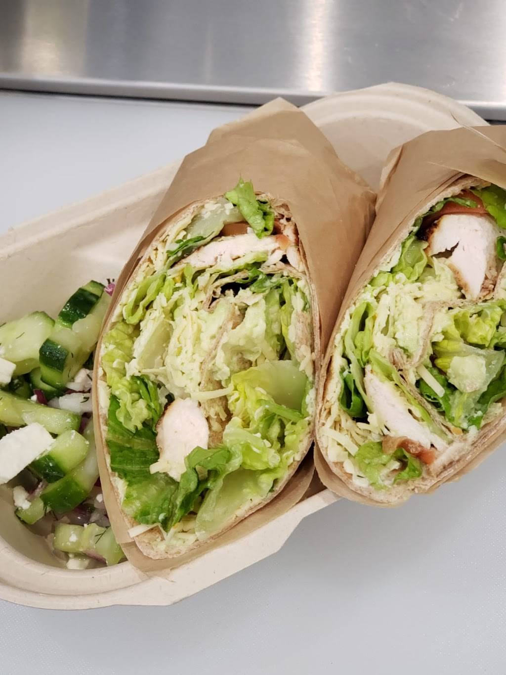 The Health Nut Cafe | restaurant | 715 Earl St, Daytona Beach, FL 32118, USA | 3862813257 OR +1 386-281-3257