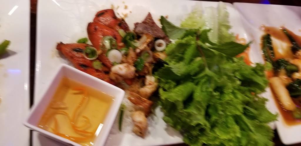 Mekong Grill | restaurant | 24 Chestnut St, Ridgewood, NJ 07450, USA | 2014450011 OR +1 201-445-0011