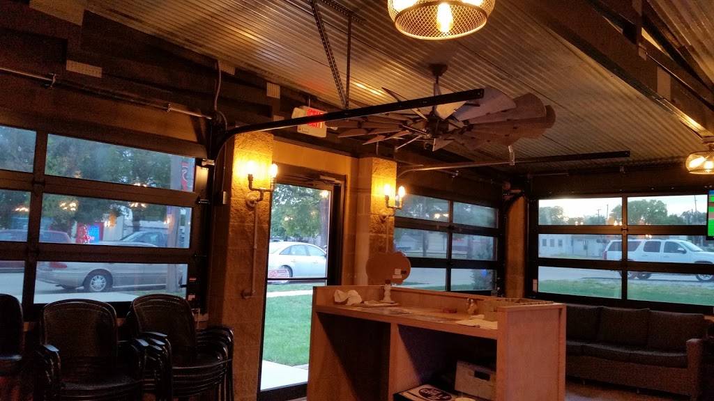 The Grille 2 | restaurant | 223 W Cedar Ct, Chillicothe, IL 61523, USA | 3096039016 OR +1 309-603-9016