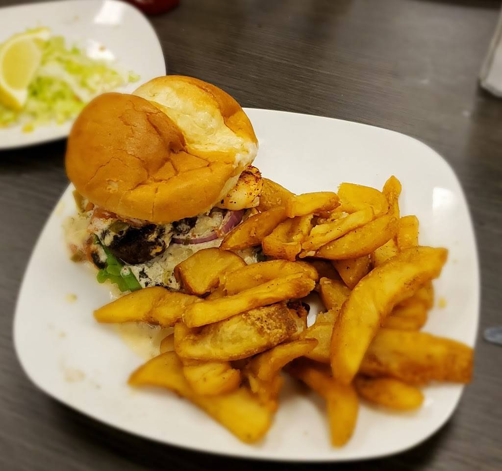 Tophers Place | restaurant | 630 E Washington St, Winchester, IN 47394, USA | 7655463203 OR +1 765-546-3203