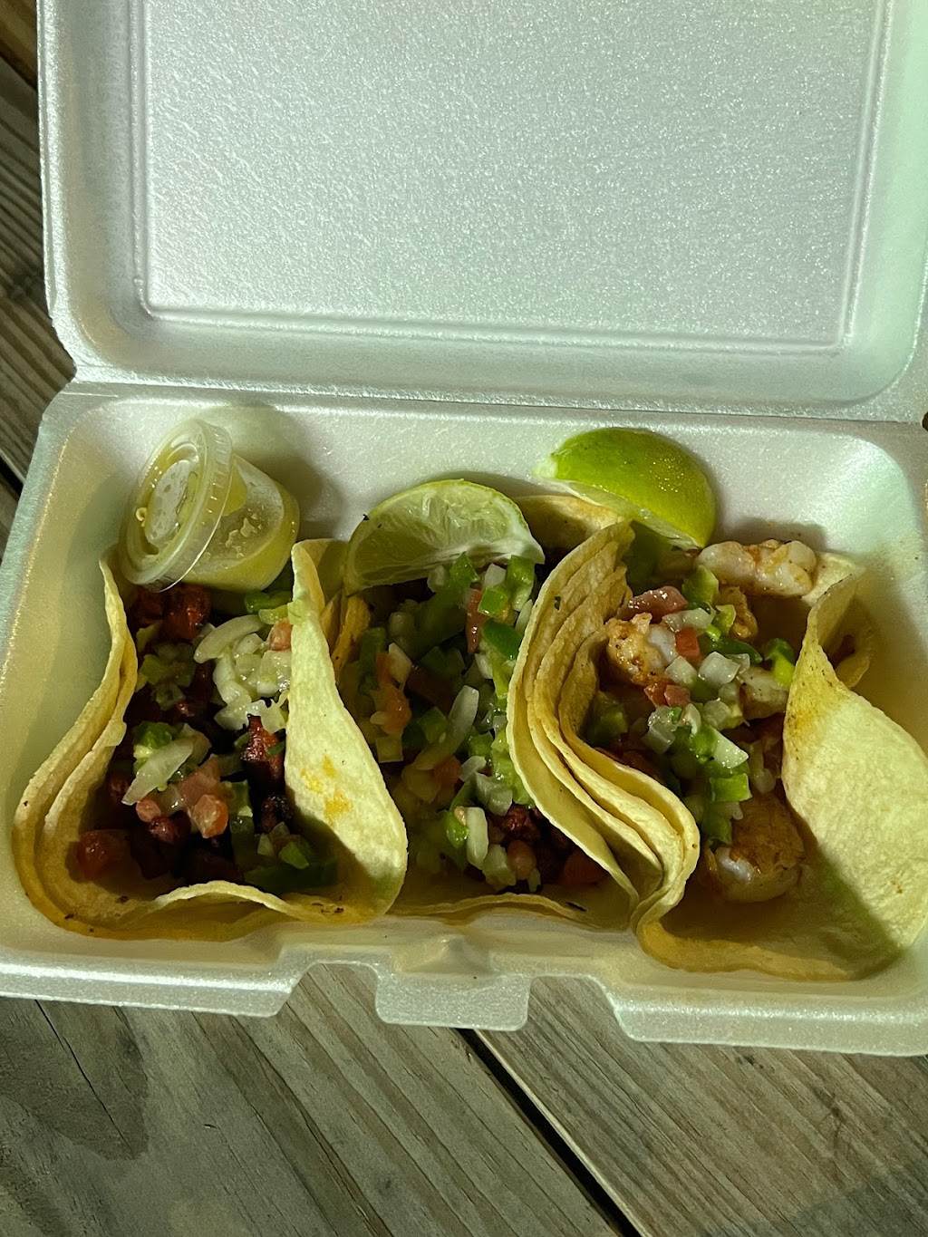 Sandy’s Best Food | restaurant | 1002 47th St, Galveston, TX 77551, USA | 4094434870 OR +1 409-443-4870