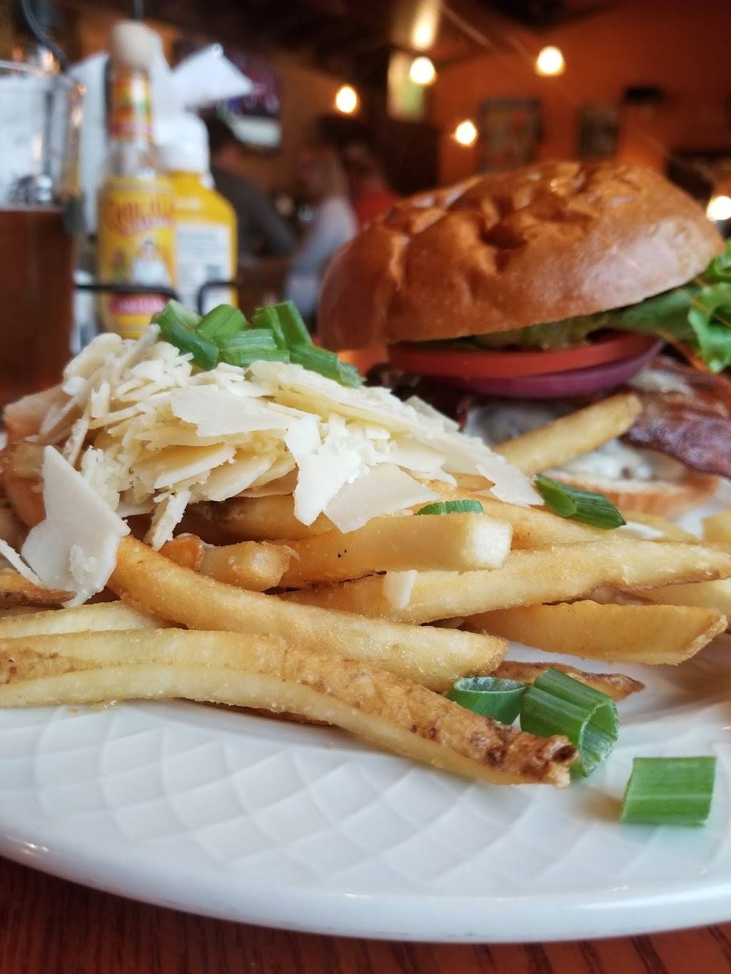 The Free House Pub | restaurant | 1902 Parmenter St, Middleton, WI 53562, USA | 6088315000 OR +1 608-831-5000