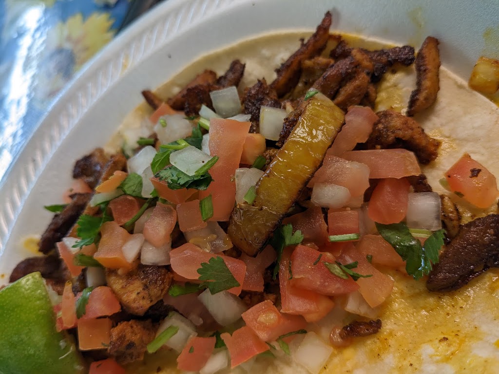 Road Runner Mexican Fast Food | restaurant | 123 S Baltimore Ave, Derby, KS 67037, USA | 3163644939 OR +1 316-364-4939