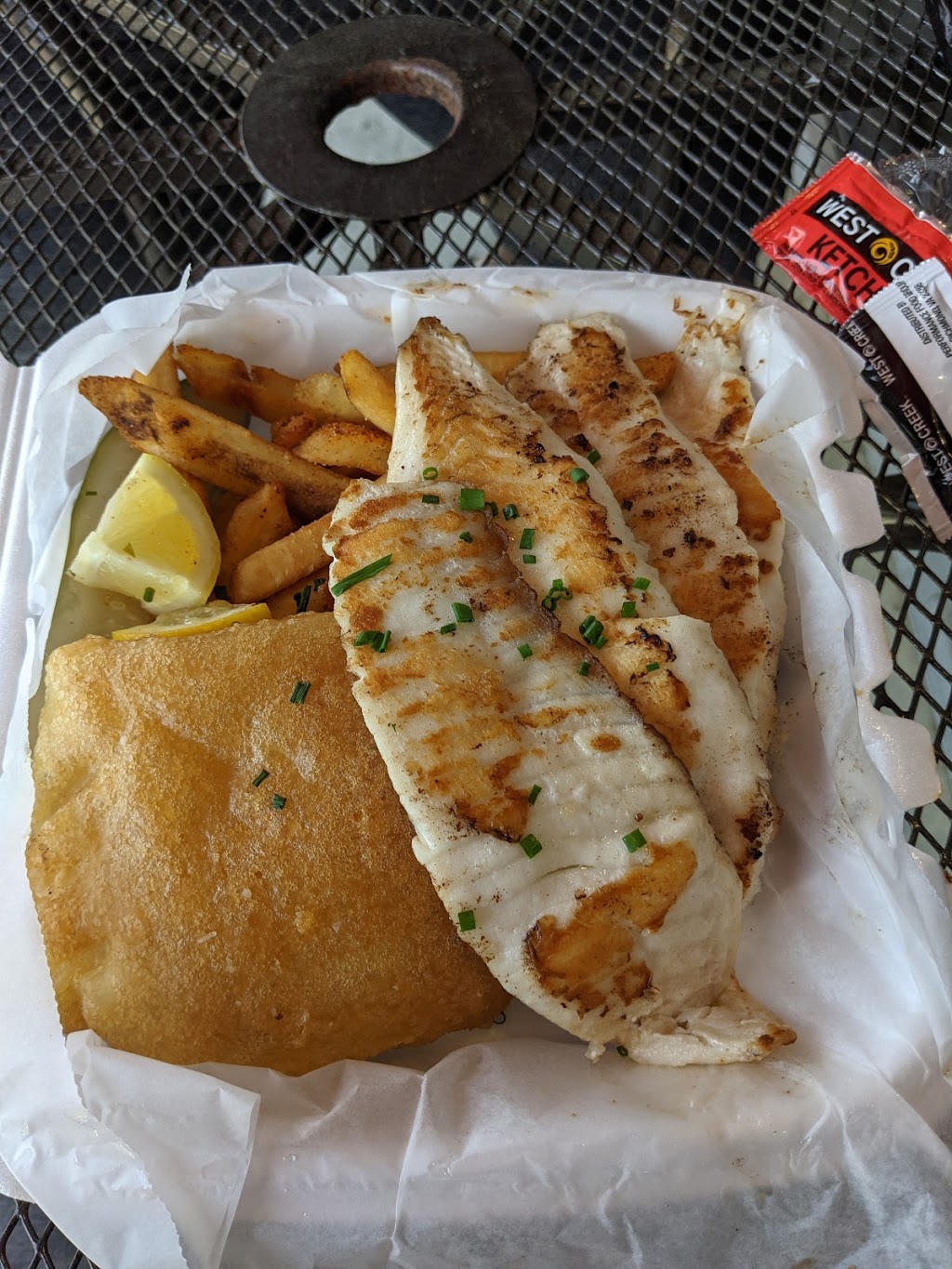 Slapfish | restaurant | 801 Pooler Pkwy, Pooler, GA 31322, USA | 9124461234 OR +1 912-446-1234