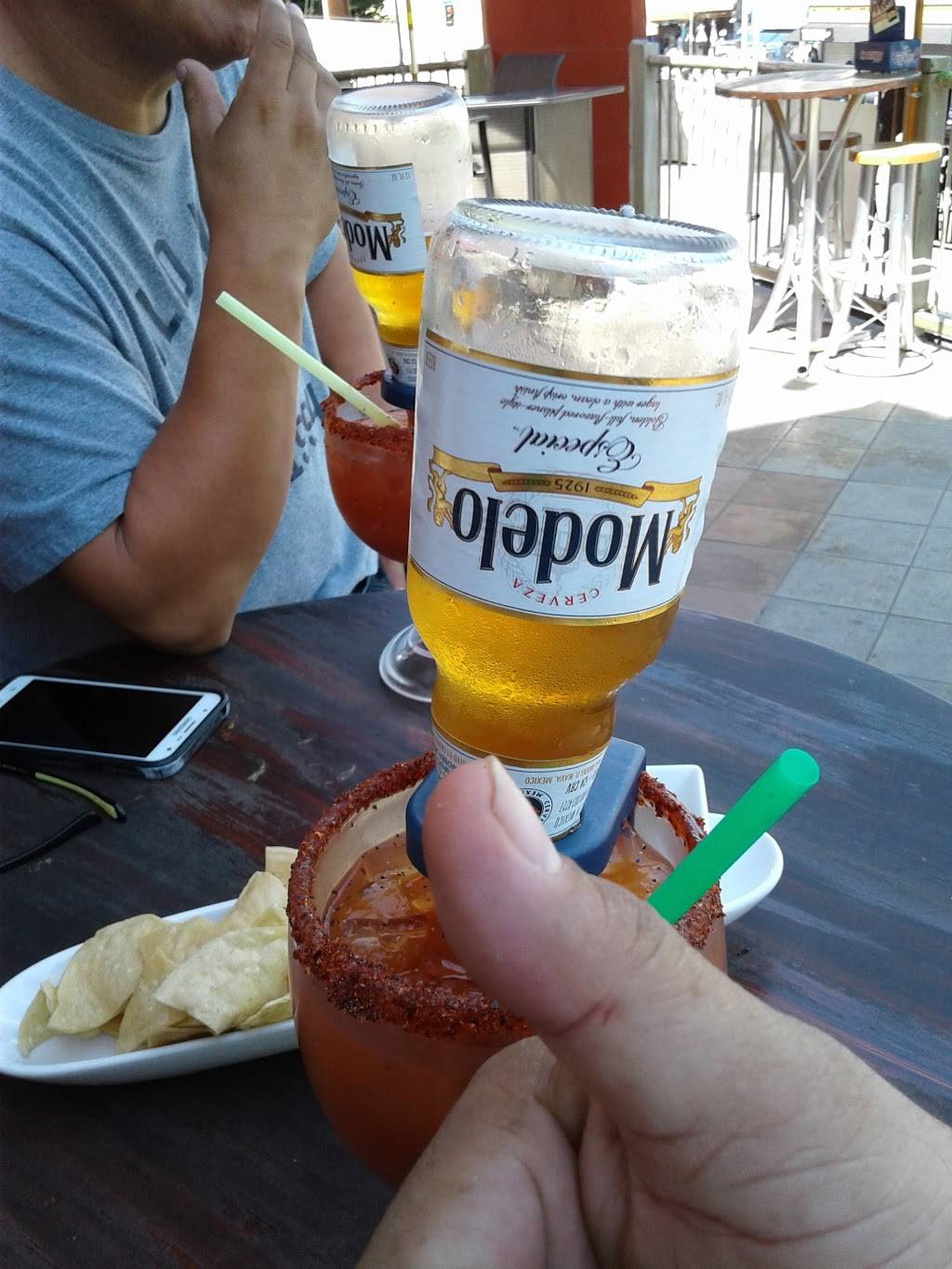 Baby Lobster | restaurant | 1001 Maple Ave, Los Angeles, CA 90015, USA | 2137470605 OR +1 213-747-0605