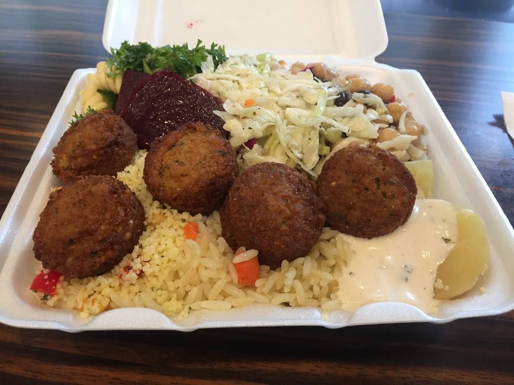 Feta N Olives | restaurant | 16 Yonge St, Toronto, ON M5E 2A1, Canada | 6473523381 OR +1 647-352-3381